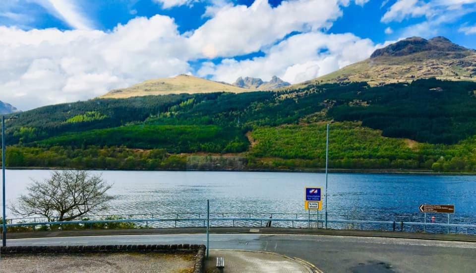 Rowantreebank Bed And Breakfast Arrochar Eksteriør billede